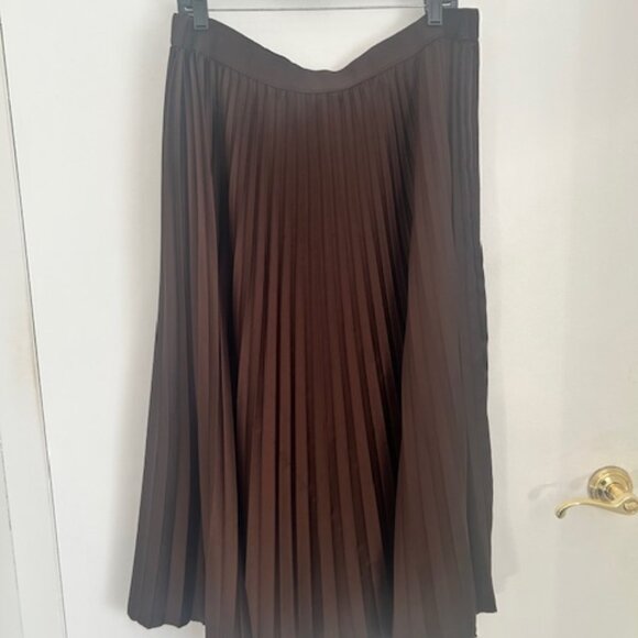 H&M pleated Skirt XL - Picture 2 of 6